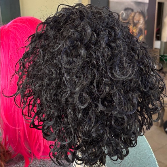 Bundle of 3 Wigs - Picture 7 of 13